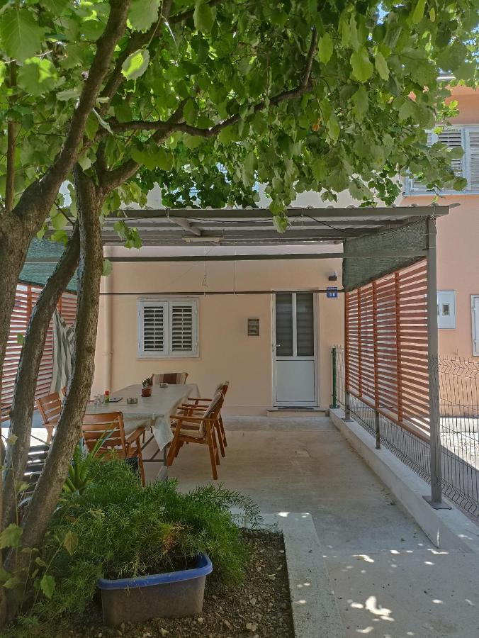 Apartmani Ana Тиват Екстер'єр фото
